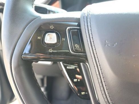 Used 2024 Lincoln Aviator Reserve w/ Equipment Group 201A AWD/4WD image 13