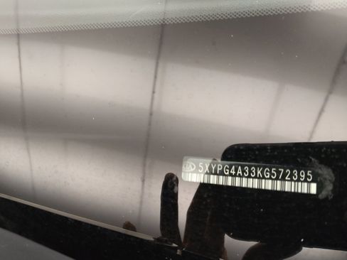 Used 2019 Kia Sorento LX image 33