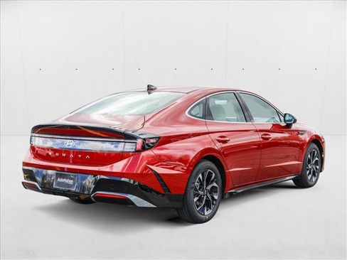 New 2025 Hyundai Sonata SEL image 5