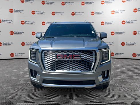 Used 2023 GMC Yukon Denali AWD/4WD image 8
