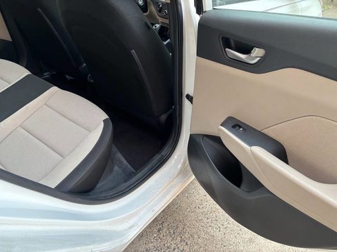 Used 2018 Hyundai Accent SE FWD image 20