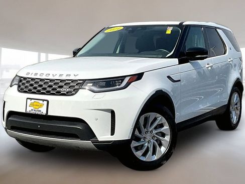 Used 2024 Land Rover Discovery S AWD/4WD image 3