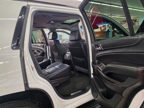 Used 2018 Chevrolet Tahoe Premier AWD/4WD image 33
