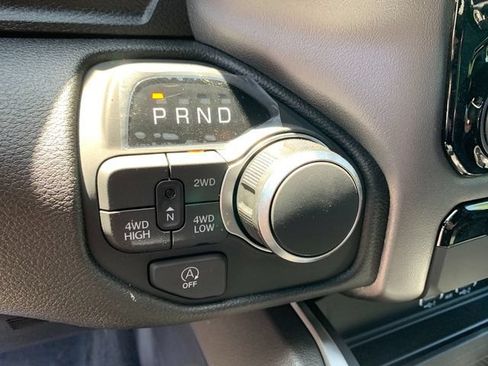 New 2026 RAM 1500 Express AWD/4WD image 17