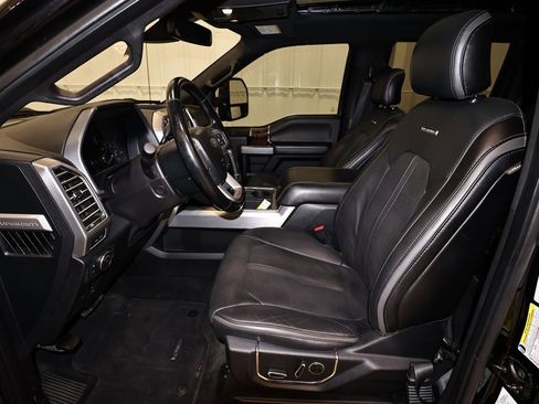 Used 2017 Ford F250 Platinum w/ Platinum Ultimate Package image 13