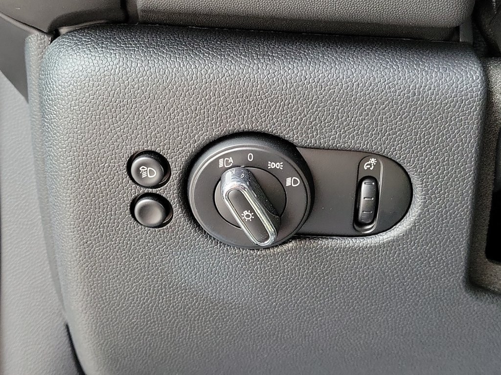 Used 2023 MINI Cooper S w/ MINI Resolute Edition FWD image 38