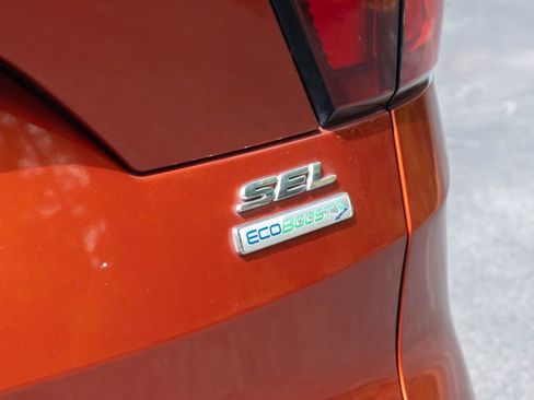 Used 2019 Ford Escape SEL FWD image 8