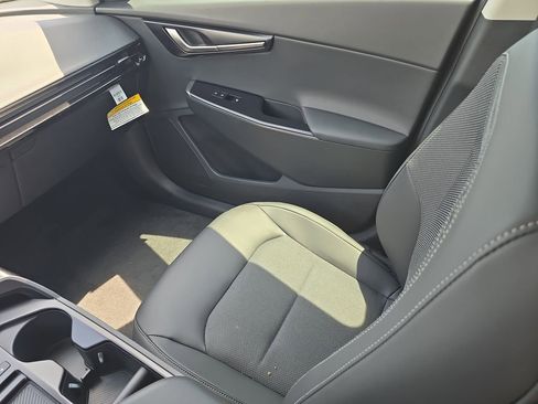 New 2026 Kia EV6 Light RWD image 15