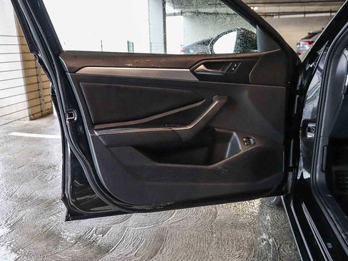 Certified 2023 Volkswagen Jetta Sport image 22