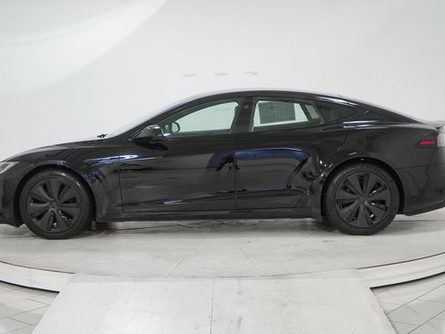 Used 2023 Tesla Model S Plaid image 5
