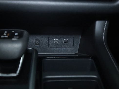 Certified 2025 Nissan Pathfinder SL image 28