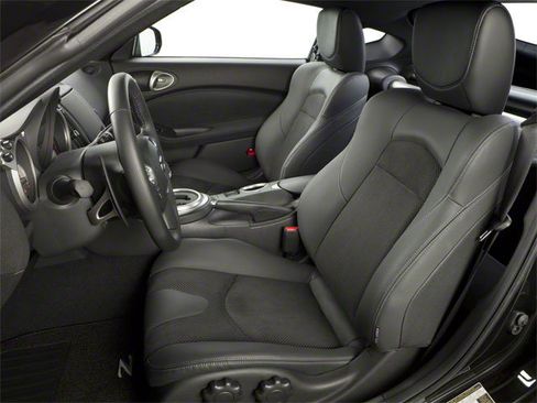 Used 2010 Nissan 370Z Coupe w/ Sport Pkg RWD image 11