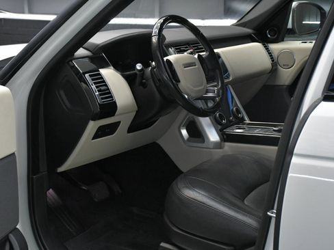 Used 2020 Land Rover Range Rover HSE AWD/4WD image 18
