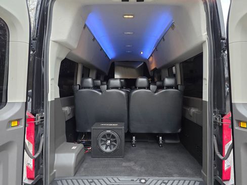 Used 2020 Ford Transit 350 XL image 24