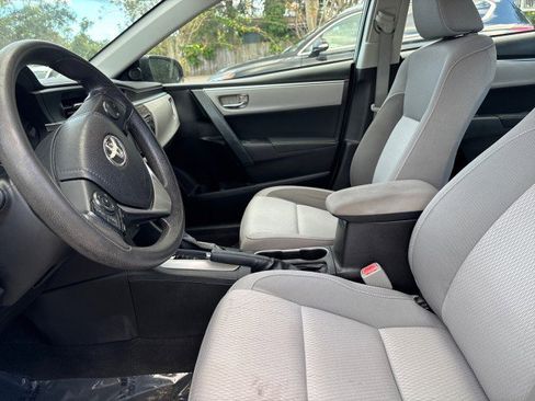 Used 2014 Toyota Corolla LE image 10