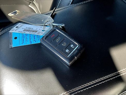 Used 2024 Jeep Grand Cherokee Limited 4xe image 35