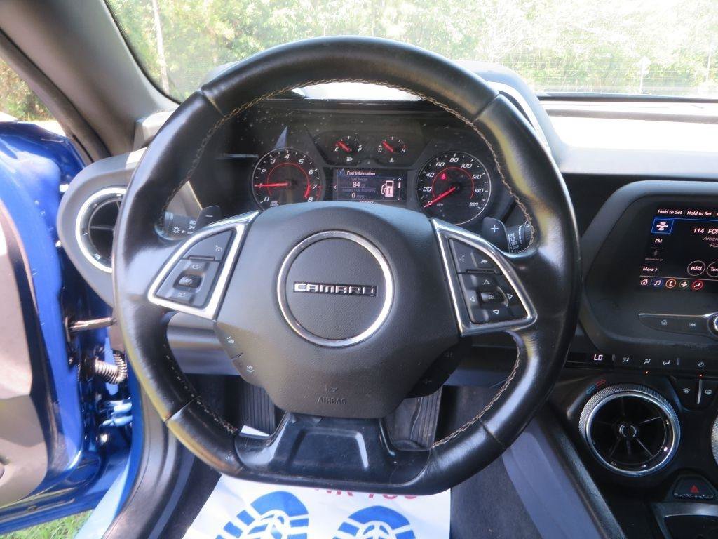 Used 2022 Chevrolet Camaro LT RWD image 13