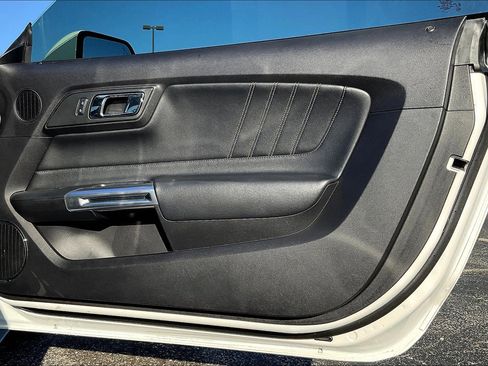 Used 2017 Ford Mustang GT Premium w/ Equipment Group 401A image 20