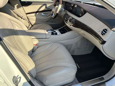 Used 2019 Mercedes-Benz S 560 4MATIC Sedan image 46