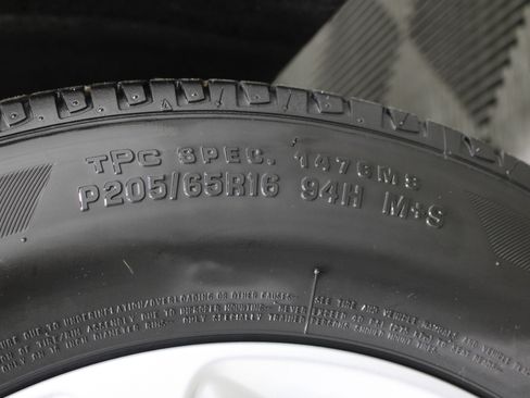 Used 2025 Chevrolet Malibu LS image 37