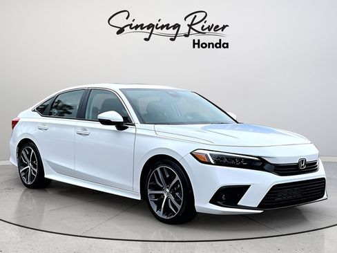 Used 2024 Honda Civic Touring image 1