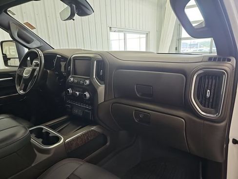 Used 2023 GMC Sierra 3500 Denali w/ Denali Ultimate Package AWD/4WD image 27