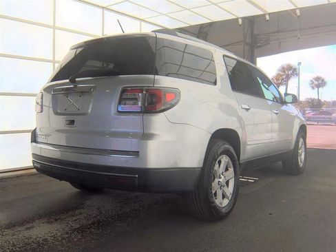 Used 2014 GMC Acadia SLE FWD image 5