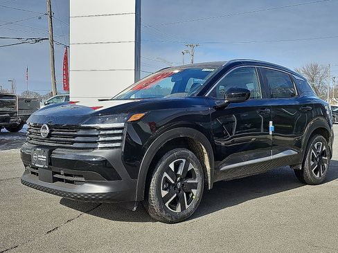 New 2026 Nissan Kicks SV w/ SV Premium Package image 2