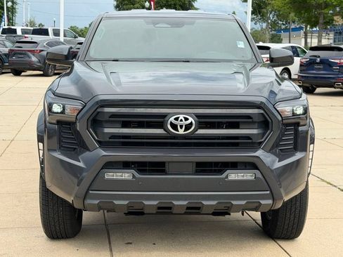 Used 2024 Toyota Tacoma SR5 w/ SR5 Upgrade Package RWD image 2