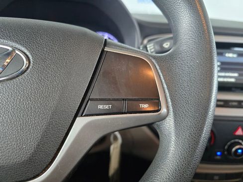 Used 2020 Hyundai Accent SE image 32