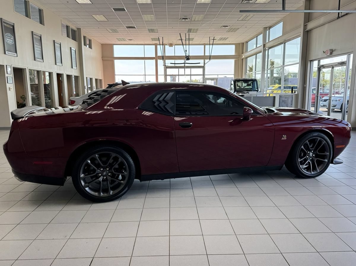 Used 2021 Dodge Challenger R/T Scat Pack w/ Driver Convenience Group RWD image 8