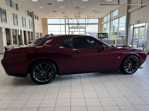 Used 2021 Dodge Challenger R/T Scat Pack w/ Driver Convenience Group RWD image 8