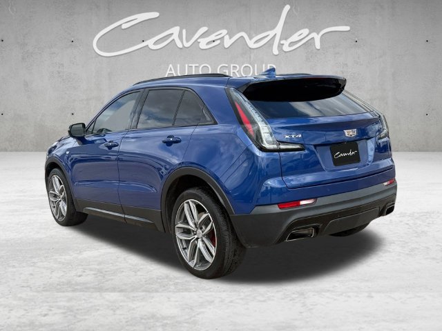 Used 2021 Cadillac XT4 Sport w/ Cold Weather Package FWD image 14