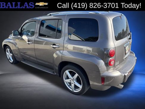 Used 2011 Chevrolet HHR LT w/ LT Preferred Equipment Group FWD image 5