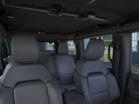 New 2025 Ford Bronco Outer Banks image 13