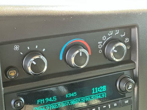 Used 2023 Chevrolet Express 3500 LS image 17