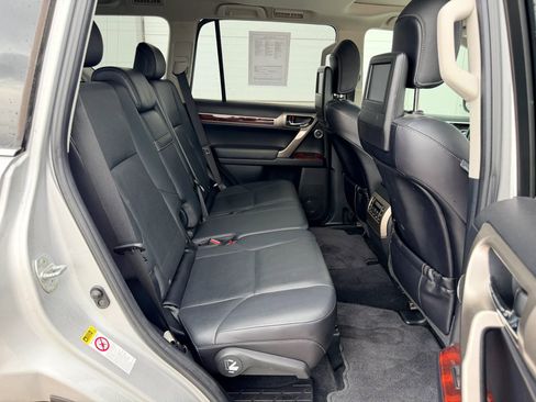 Used 2011 Lexus GX 460 Premium AWD/4WD image 16