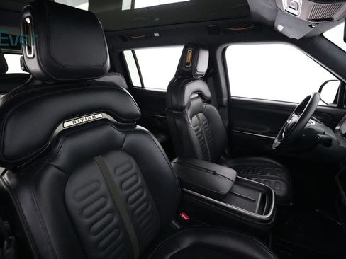 Used 2025 Rivian R1S Adventure Dual AWD/4WD image 23