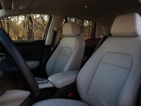 Used 2026 Honda HR-V LX image 17