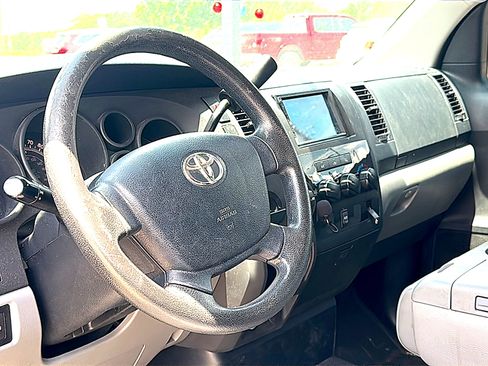 Used 2013 Toyota Tundra 2WD Double Cab image 5