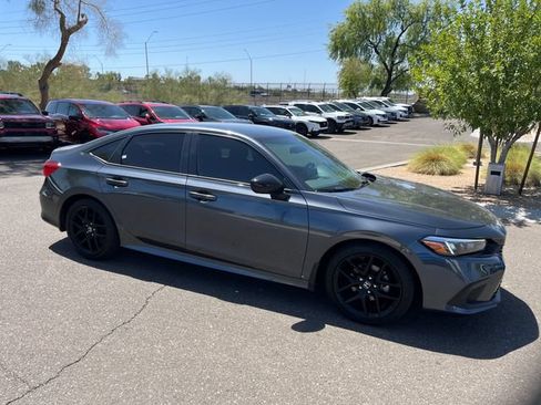Used 2024 Honda Civic Sport image 6