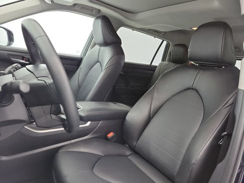 Used 2026 Toyota Highlander XLE AWD/4WD image 19
