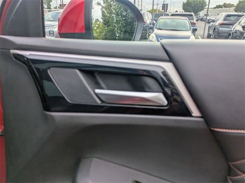 Used 2023 Mitsubishi Outlander SE image 33