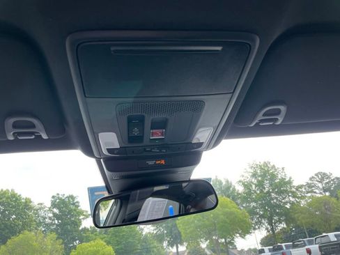 Used 2025 Honda Accord Sport image 16