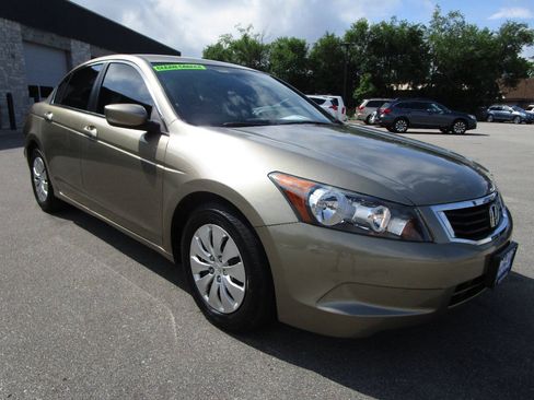 Used 2009 Honda Accord LX image 10