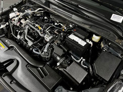 Certified 2025 Toyota Corolla SE image 11