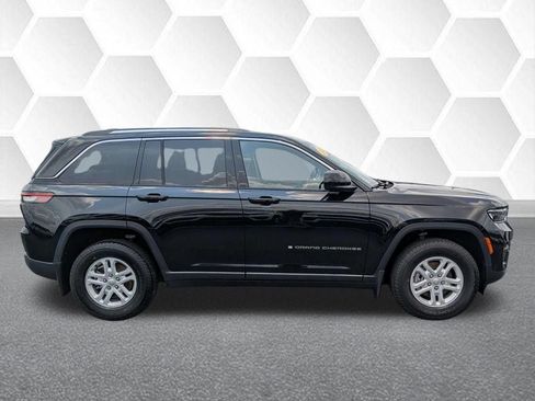 Certified 2023 Jeep Grand Cherokee Laredo w/ MOPAR Finishing Package AWD/4WD image 2