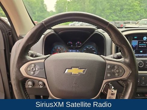 Used 2015 Chevrolet Colorado Z71 AWD/4WD image 4