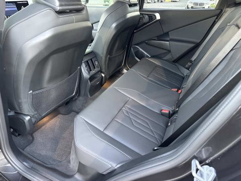 Certified 2025 BMW X3 xDrive30i w/ M Sport Package image 15