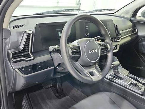 Used 2025 Kia Sportage LX FWD image 15
